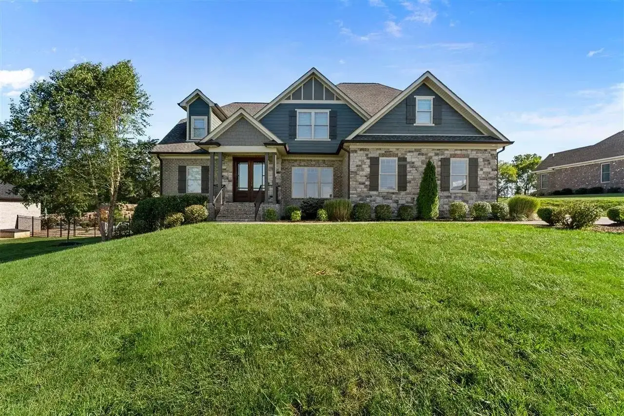 Craftsman Home Roofing Contracting 2 project in Oklahoma City, OK